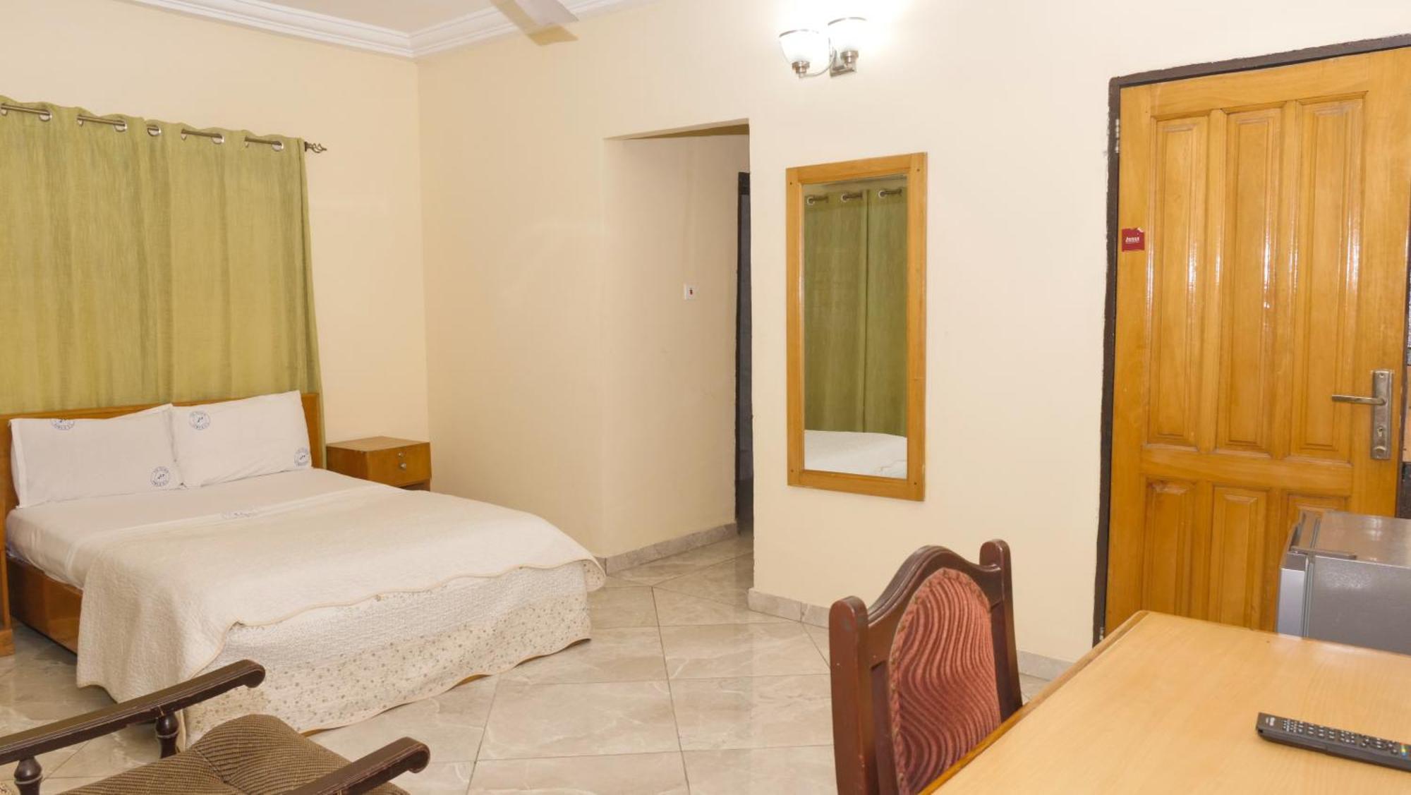 Jenos Hotels Accra Esterno foto