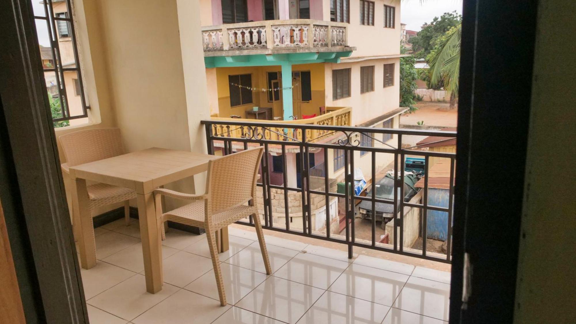 Jenos Hotels Accra Esterno foto