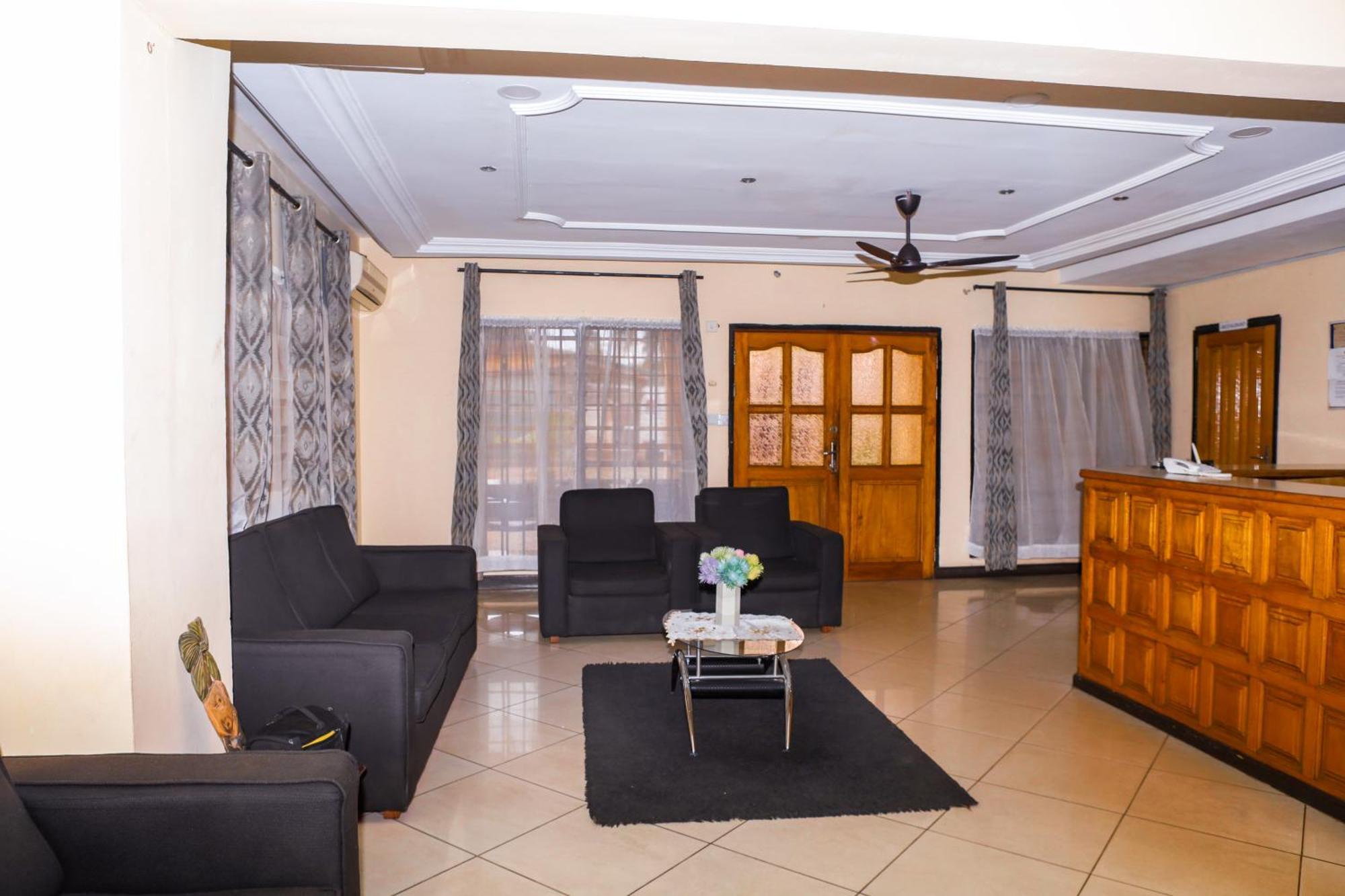 Jenos Hotels Accra Esterno foto