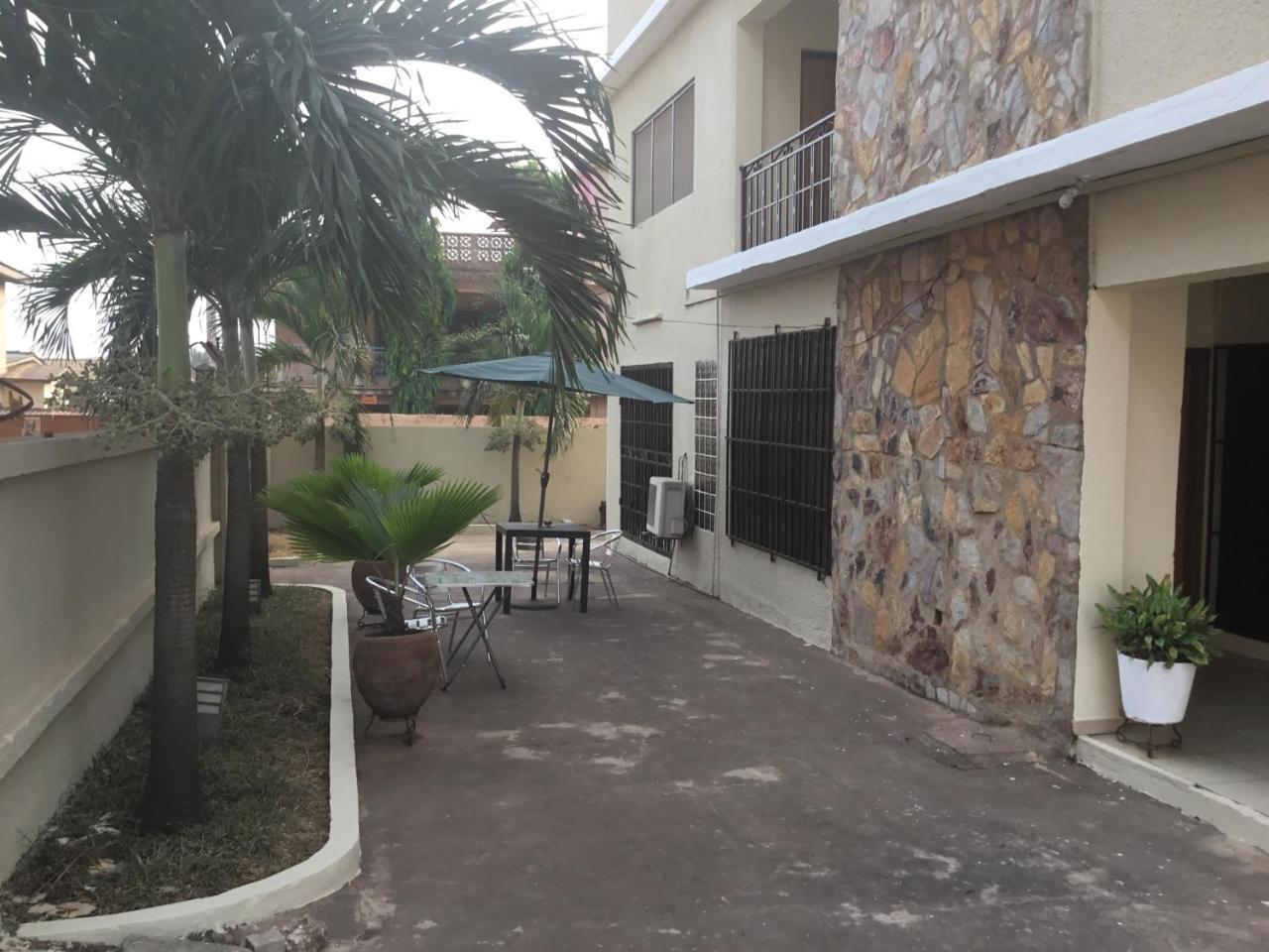 Jenos Hotels Accra Esterno foto