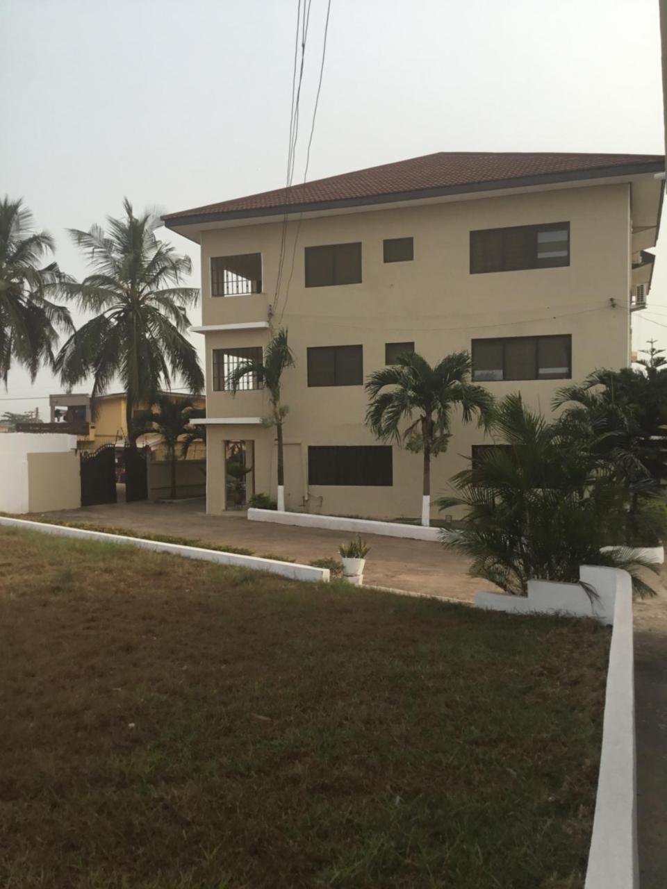 Jenos Hotels Accra Esterno foto