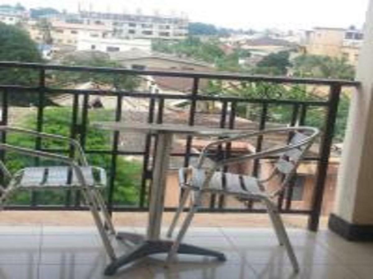 Jenos Hotels Accra Esterno foto
