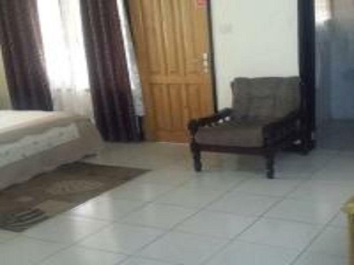 Jenos Hotels Accra Esterno foto